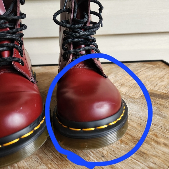 New Dr Martens lace up boot cherry red ladies - Picture 11 of 11